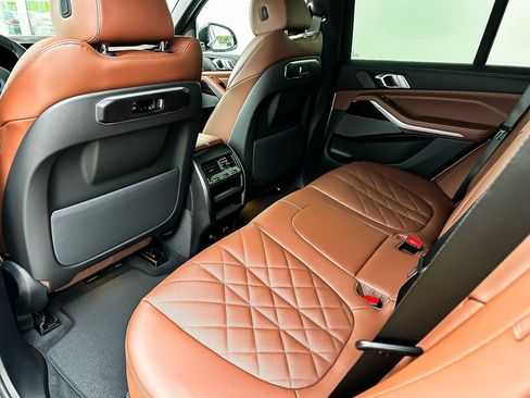 New 2026 BMW X5 xDrive50e w/ M Sport Package image 18