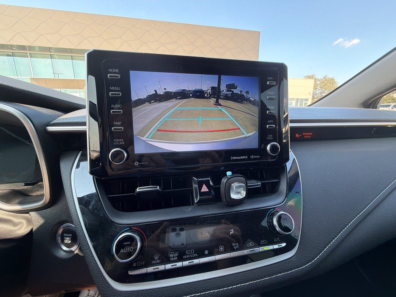 Used 2022 Toyota Corolla XSE FWD image 16