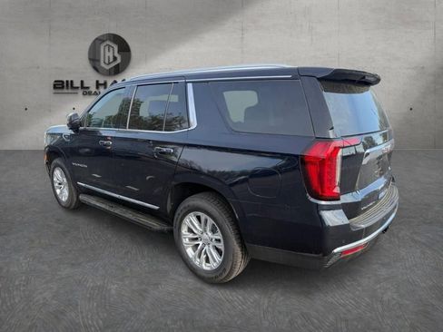 Used 2023 GMC Yukon SLT w/ SLT Premium Package AWD/4WD image 4