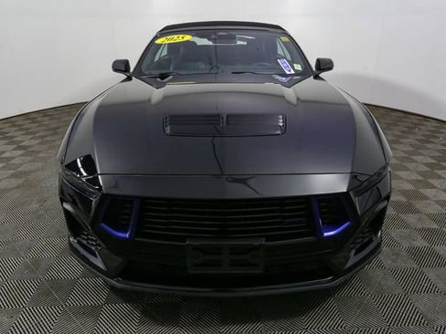 Used 2025 Ford Mustang GT Premium image 4