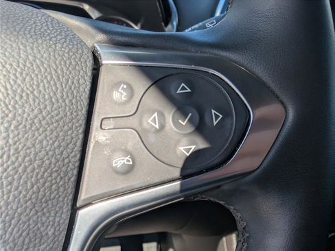 Used 2023 Chevrolet Traverse High Country image 24