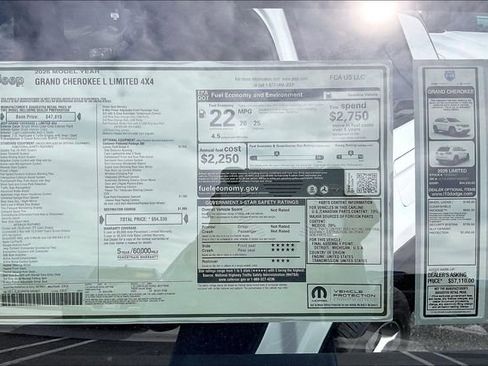 New 2026 Jeep Grand Cherokee L Limited w/ Luxury Tech Group II image 16