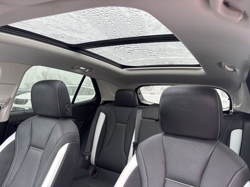 Used 2025 Buick Envision Sport Touring image 47