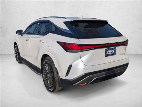 Used 2023 Lexus RX 350h image 8