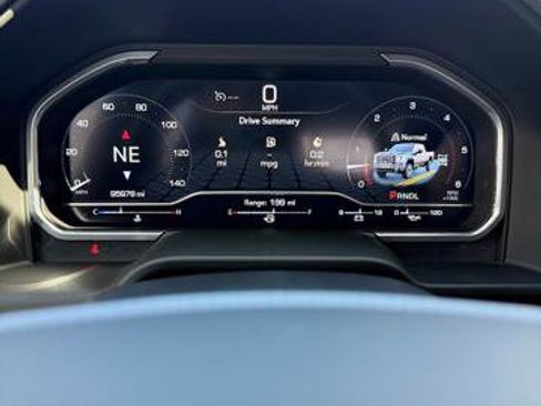 Used 2024 GMC Sierra 2500 Denali Ultimate image 17