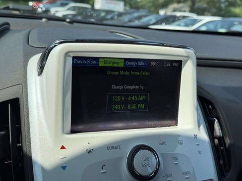 Used 2013 Chevrolet Volt FWD image 24