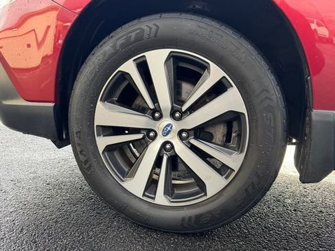 Used 2018 Subaru Outback 2.5i Limited image 34