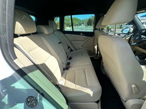 Used 2016 Volkswagen Tiguan R-Line image 27