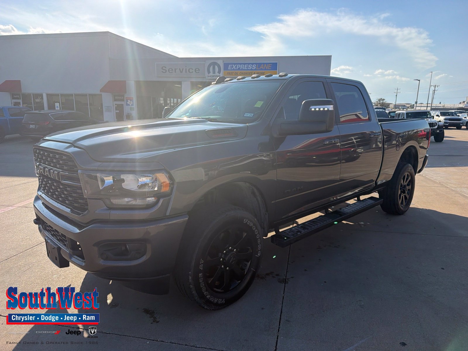 Used 2024 RAM 2500 Big Horn w/ Night Edition AWD/4WD 360° Tour