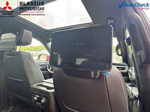 Used 2023 GMC Yukon AT4 w/ AT4 Premium Package AWD/4WD image 48