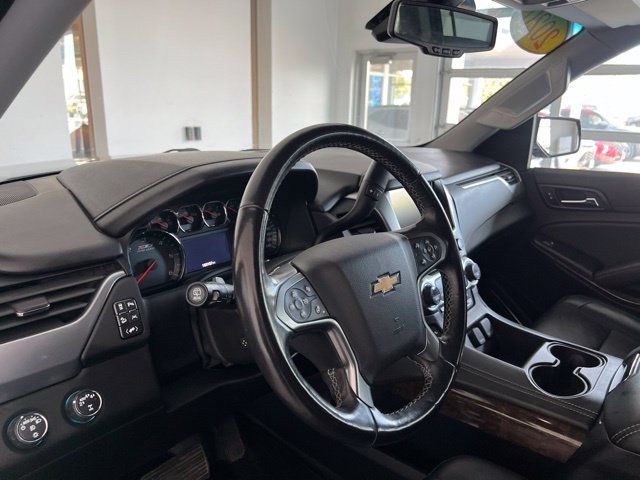 Used 2020 Chevrolet Suburban LT AWD/4WD image 13