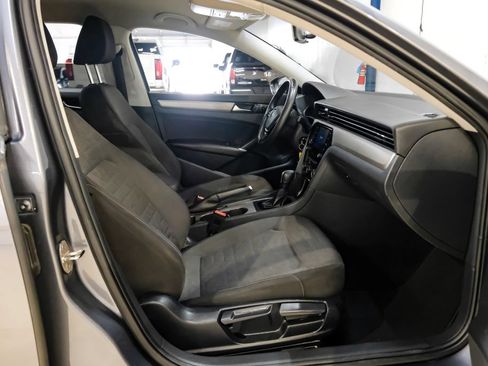 Used 2021 Volkswagen Passat 2.0T S FWD image 27