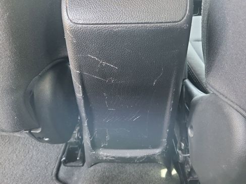 Used 2016 Chevrolet Cruze LT w/ Convenience Package image 30