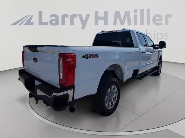 Certified 2024 Ford F350 XLT w/ Snow Plow Prep Package AWD/4WD image 5