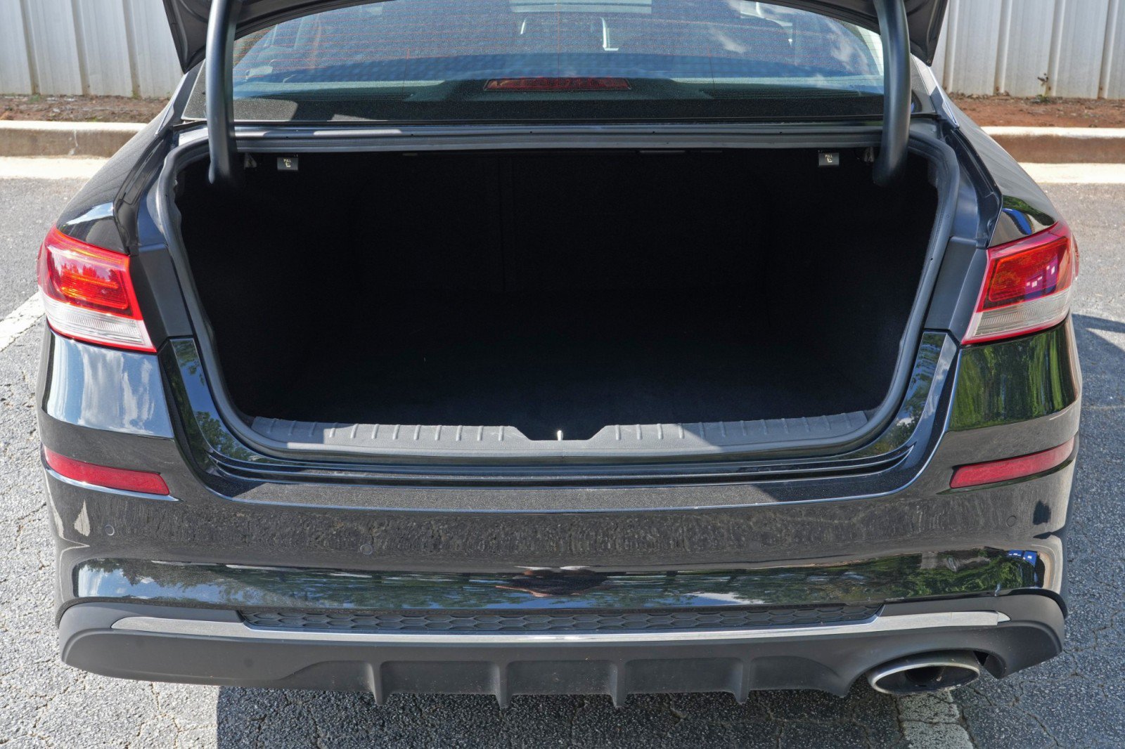 Used 2020 Kia Optima LX FWD image 9