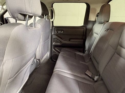 Used 2022 Nissan Frontier SV RWD image 34