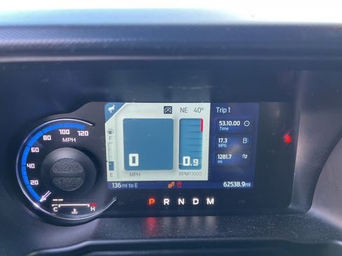 Used 2022 Ford Bronco Outer Banks image 24