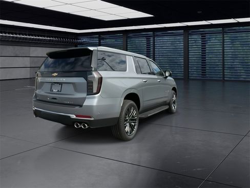New 2026 Chevrolet Suburban Premier w/ Sun And Tow Package image 8