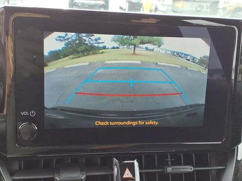 Used 2024 Toyota Corolla LE FWD image 14