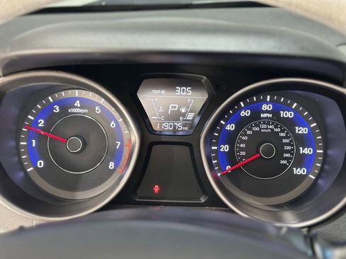 Used 2016 Hyundai Elantra SE w/ Option Group 02 FWD image 14