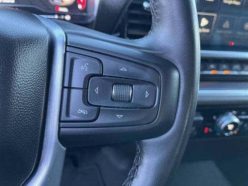 Used 2025 GMC Sierra 1500 SLT AWD/4WD image 30
