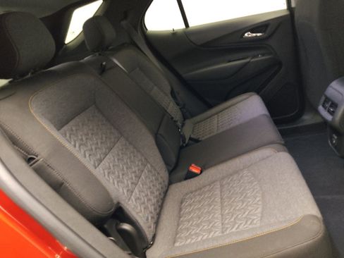 Used 2024 Chevrolet Equinox LT image 19