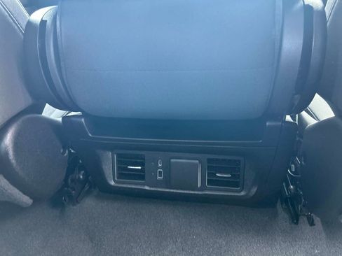 Used 2023 Chevrolet Silverado 1500 LT image 15