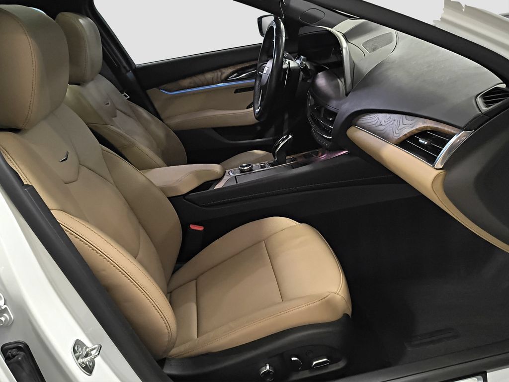 Used 2025 Cadillac CT5 Premium Luxury w/ Technology Package AWD/4WD image 10