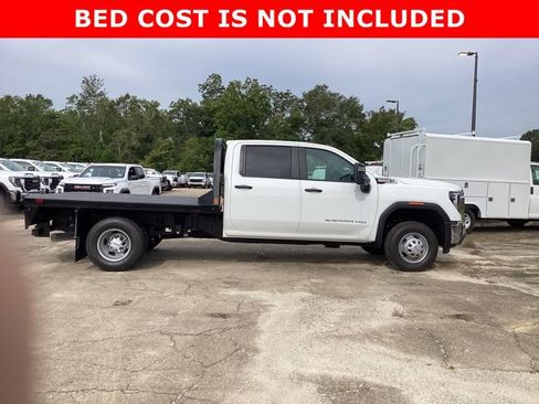 New 2025 GMC Sierra 3500 Pro w/ Convenience Package image 4