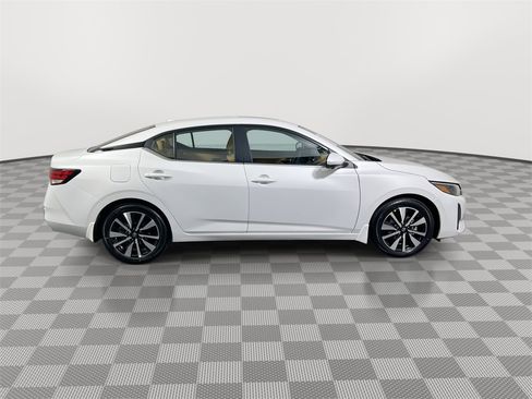 New 2025 Nissan Sentra SV w/ SV Premium Package image 9