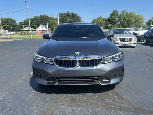 Used 2020 BMW 330i Sedan w/ Convenience Package RWD image 2