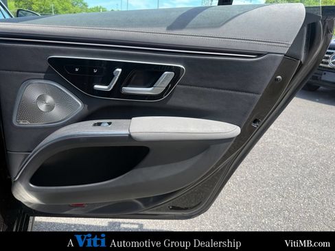 Used 2023 Mercedes-Benz EQS 580 4MATIC Sedan image 26