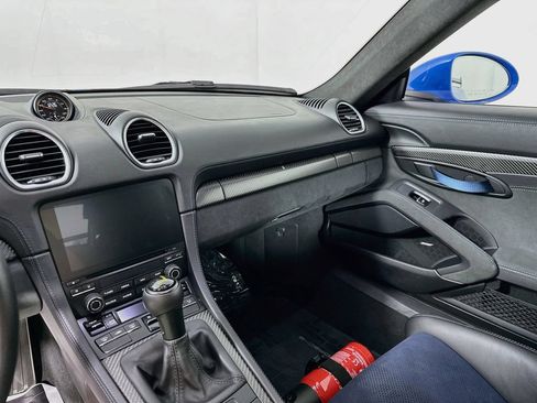 Used 2023 Porsche 718 Cayman GT4 RS w/ Chrono Package RWD image 16