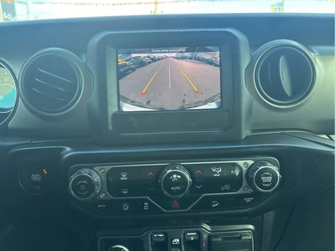 Used 2021 Jeep Wrangler Unlimited Sport image 14