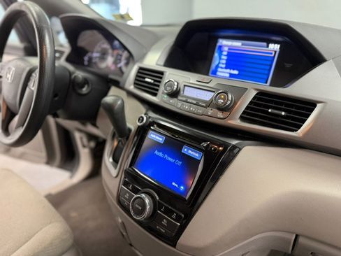 Used 2015 Honda Odyssey EX image 52