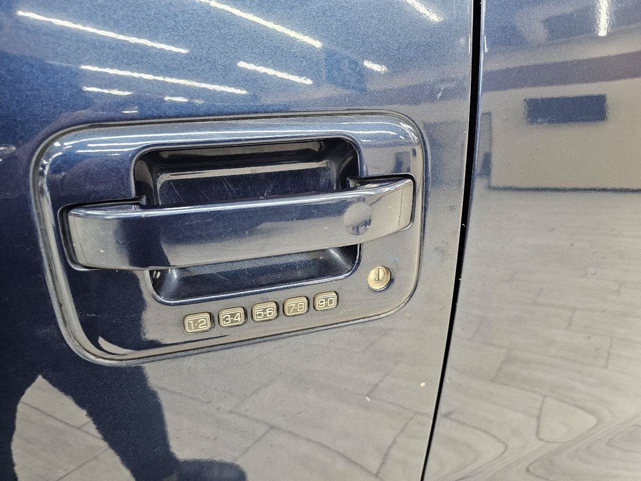 Used 2014 Ford F150 Lariat w/ Equipment Group 502A Luxury RWD image 11