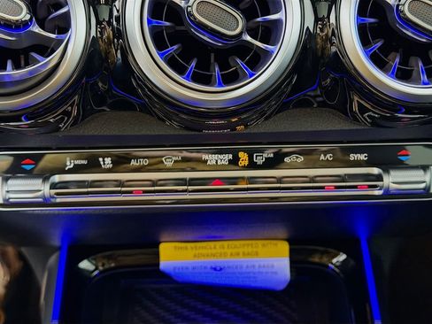 New 2026 Mercedes-Benz GLB 250 4MATIC image 19
