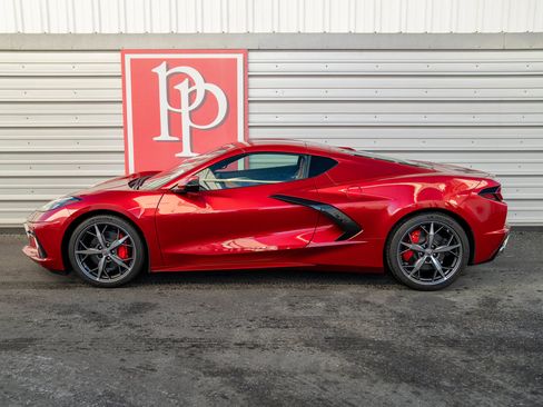Used 2021 Chevrolet Corvette Stingray Premium Cpe w/ LPO, Roadside Safety Package RWD image 38