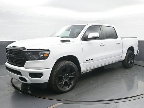 Used 2020 RAM 1500 Big Horn AWD/4WD image 2
