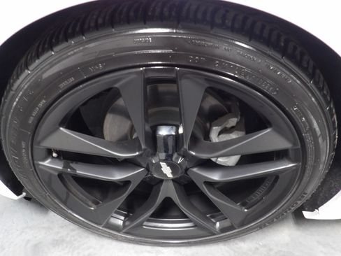 Used 2021 Chevrolet Camaro LT w/ RS Package RWD image 24