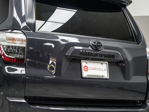 Used 2024 Toyota 4Runner SR5 Premium w/ Moonroof Package AWD/4WD image 15