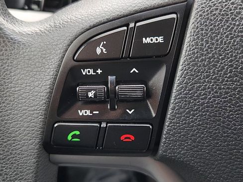 Used 2017 Hyundai Tucson SE image 11