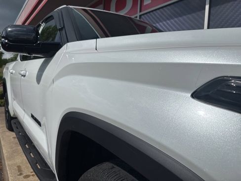 Used 2024 Toyota Tundra Limited AWD/4WD image 2