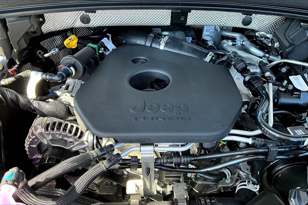 New 2027 Jeep Grand Cherokee Limited AWD/4WD image 12