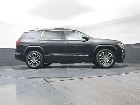 Used 2023 GMC Acadia Denali w/ Denali Technology Package image 40
