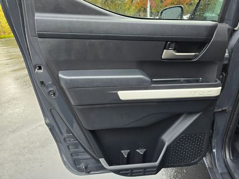 Used 2024 Toyota Tacoma TRD Off-Road image 8