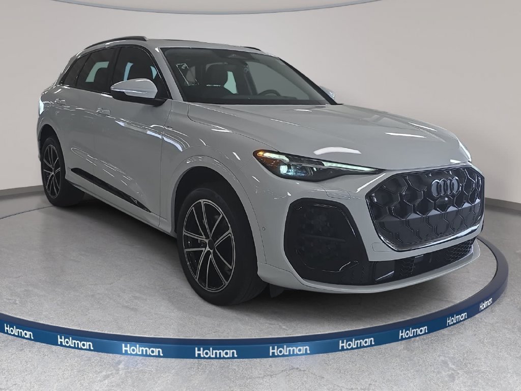 New 2026 Audi Q5 Premium Plus w/ Premium Plus AWD/4WD image 3