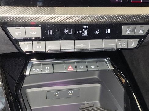 Used 2024 Audi RS 3 image 27