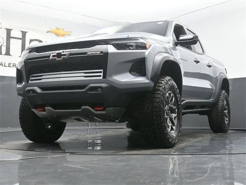New 2026 Chevrolet Colorado ZR2 w/ Technology Package image 34