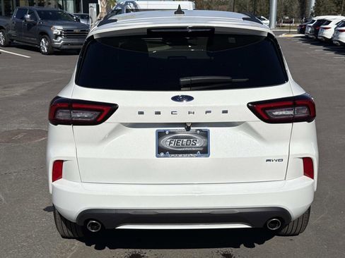 Used 2023 Ford Escape ST-Line Select image 4